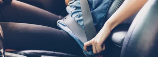 kids car seat and restraint laws