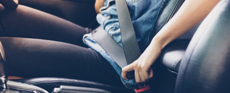 kids car seat and restraint laws